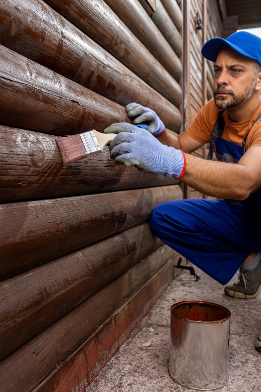 Log House Staining